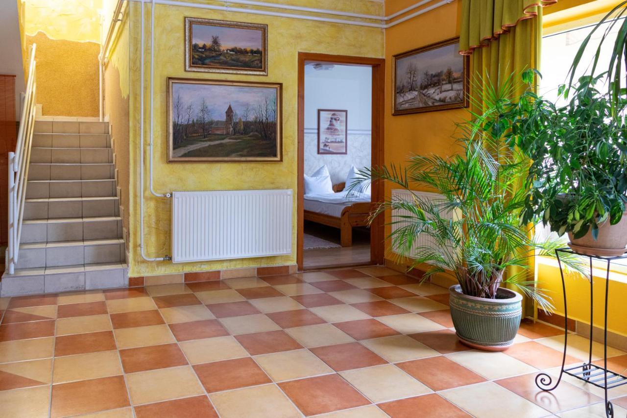 Hotel Zeta Lenti Exteriér fotografie