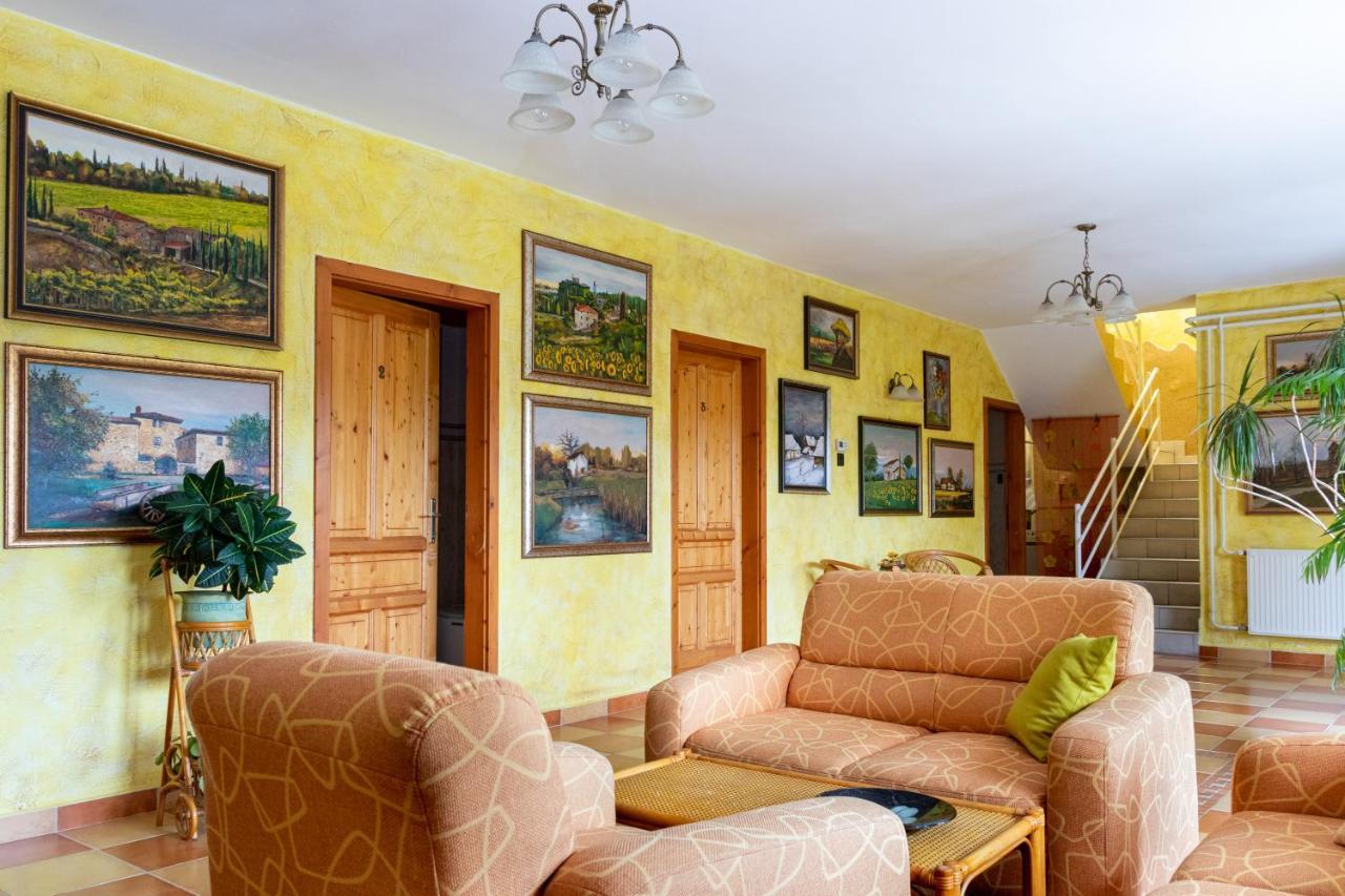 Hotel Zeta Lenti Exteriér fotografie