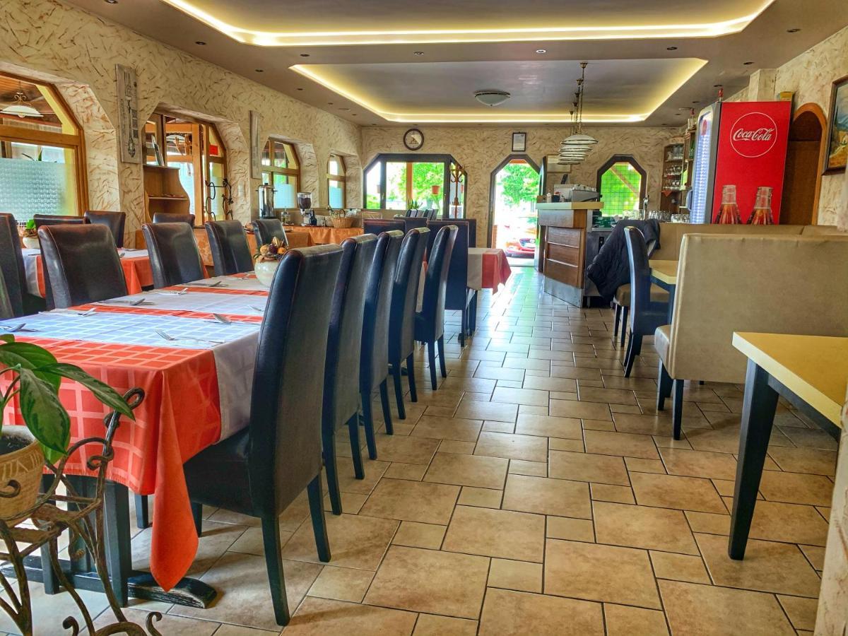 Hotel Zeta Lenti Exteriér fotografie